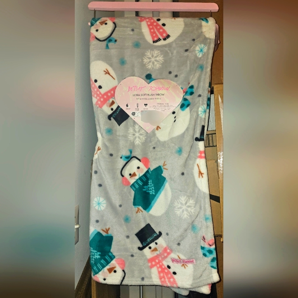 Betsey Johnson Christmas blanket